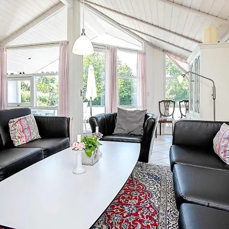8 Person Holiday In Faxe Ladeplads Casa vacanze