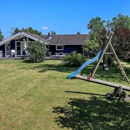 8 Person Holiday In Faxe Ladeplads Holiday home Fakse Ladeplads